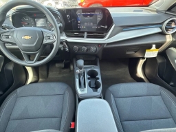 Chevrolet Trax LS FWD 4dr 2026