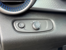 Chevrolet Trax LS FWD 4dr 2026