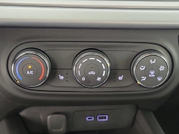 Chevrolet Trax 1RS FWD 4dr 2026