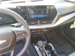 Chevrolet Trax LT FWD 4dr 2026