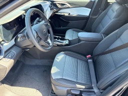 Chevrolet Trax LT FWD 4dr 2026