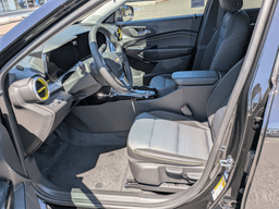 Chevrolet Trax LT FWD 4dr 2026