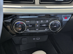 Chevrolet Trax LT FWD 4dr 2026