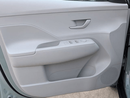 Hyundai Kona SE FWD 2026