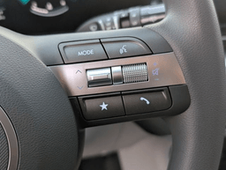 Hyundai Kona SE FWD 2026