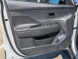 Hyundai Kona SE FWD 2026