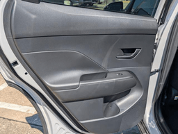 Hyundai Kona SE FWD 2026