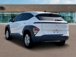 Hyundai Kona SE FWD 2026