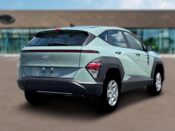 Hyundai Kona SE FWD 2026