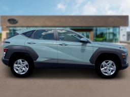 Hyundai Kona SE FWD 2026