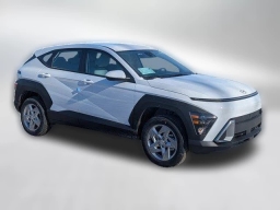 Hyundai Kona SE AWD 2026