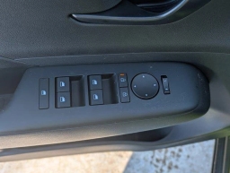 Hyundai Kona SE AWD 2026