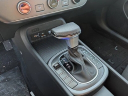 Hyundai Kona SE AWD 2026