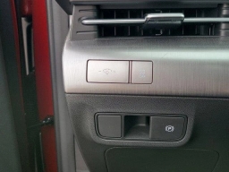 Hyundai Kona Electric SE FWD 2025