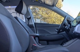 Hyundai Kona Electric SEL FWD 2025