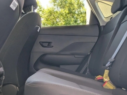 Hyundai Kona Electric SEL FWD 2025