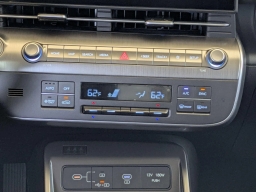 Hyundai Kona Electric SEL FWD 2025