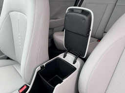 Hyundai Kona SEL Premium FWD 2026