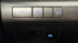 Hyundai Kona SEL Premium AWD 2026