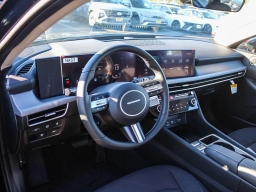 Hyundai Sonata Hybrid SEL FWD 2025