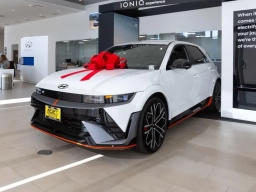 Hyundai Sonata Hybrid SEL FWD 2025