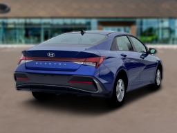 Hyundai Elantra SE IVT 2026
