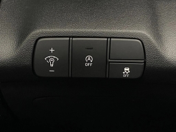 Hyundai Elantra SE IVT 2026