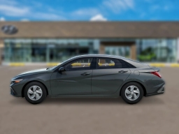 Hyundai Elantra SE IVT 2026