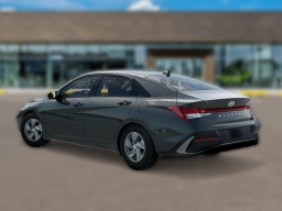 Hyundai Elantra SE IVT 2026