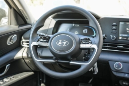 Hyundai Elantra SE IVT 2026