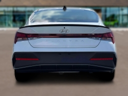 Hyundai Elantra SEL Sport IVT 2026