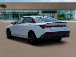 Hyundai Elantra SEL Sport IVT 2026