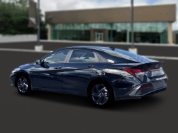 Hyundai Elantra SEL Sport IVT 2026