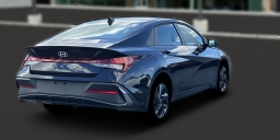 Hyundai Elantra SEL Sport IVT 2026