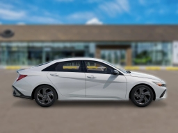 Hyundai Elantra SEL Sport IVT 2026