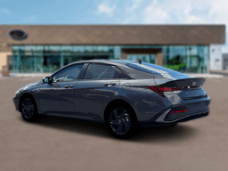 Hyundai Elantra SEL Sport IVT 2026