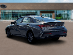 Hyundai Elantra SEL Sport IVT 2026