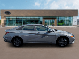 Hyundai Elantra SEL Sport IVT 2026
