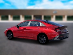 Hyundai Elantra SEL Sport IVT 2026