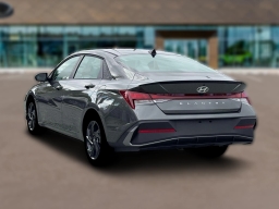 Hyundai Elantra SEL Sport IVT 2026