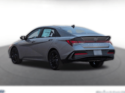 Hyundai Elantra SEL Sport IVT 2026