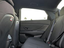 Hyundai Elantra SEL Sport IVT 2026