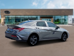 Hyundai Elantra SEL Sport IVT 2026