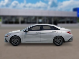 Hyundai Elantra Hybrid Blue Sedan 2026