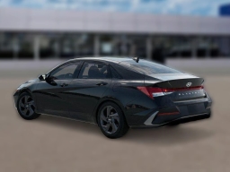 Hyundai Elantra Hybrid SEL Sport Sedan 2026