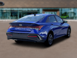 Hyundai Elantra Hybrid SEL Sport Sedan 2026