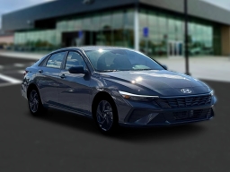 Hyundai Elantra Hybrid SEL Sport Sedan 2026