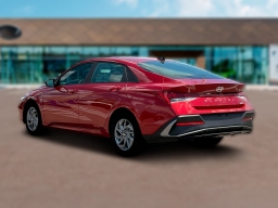 Hyundai Elantra Hybrid Blue DCT 2025