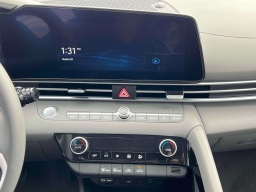 Hyundai Elantra Hybrid Blue DCT 2025