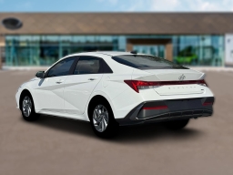 Hyundai Elantra Hybrid Blue Sedan 2026